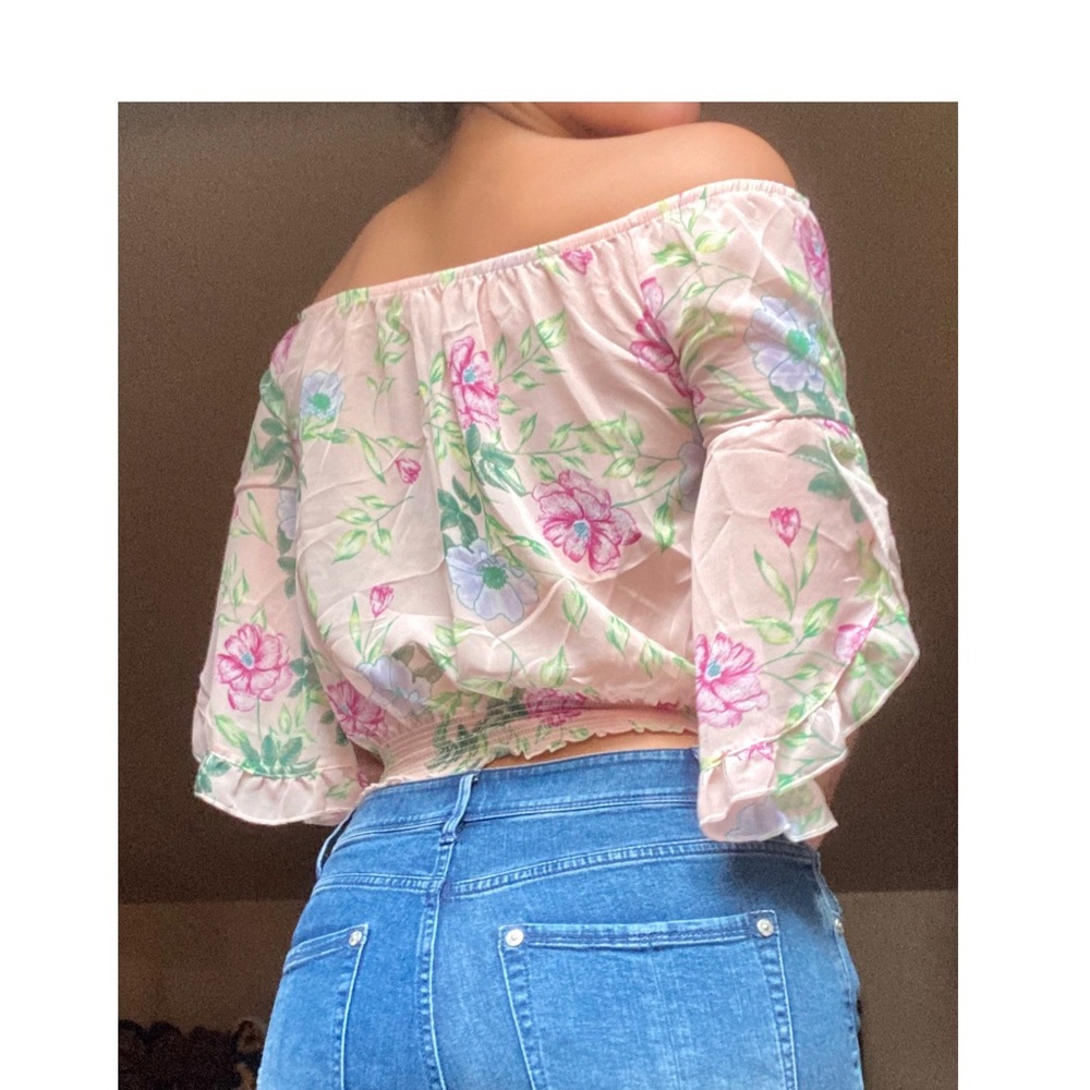 🌷3/$25🌷NWOT Chiffon Floral Top - Picture 6 of 8